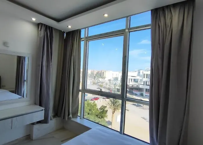 Stylish Sunny 1br Апартаменты Хургада